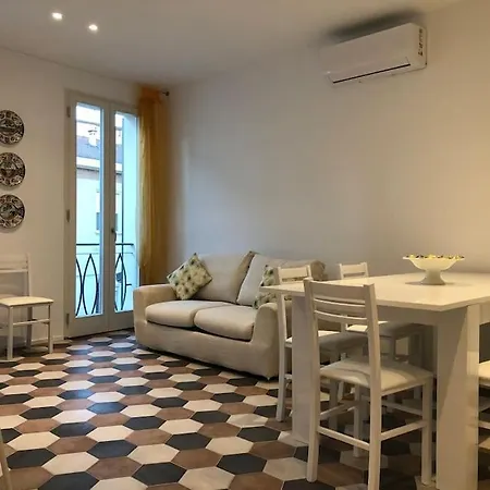 Ippolito - Elegante Bilocale In Centro Storico Apartment Faenza Exterior photo