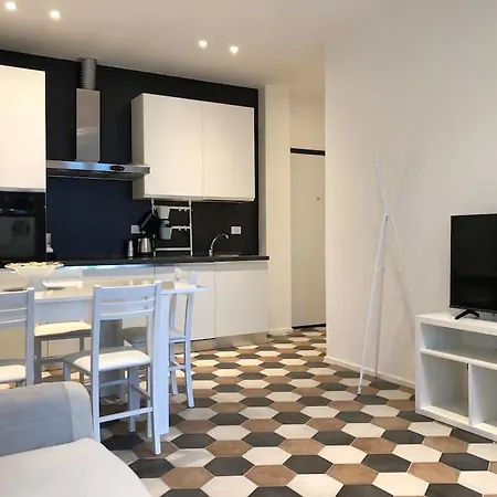 Ippolito - Elegante Bilocale In Centro Storico Apartment Faenza Exterior photo